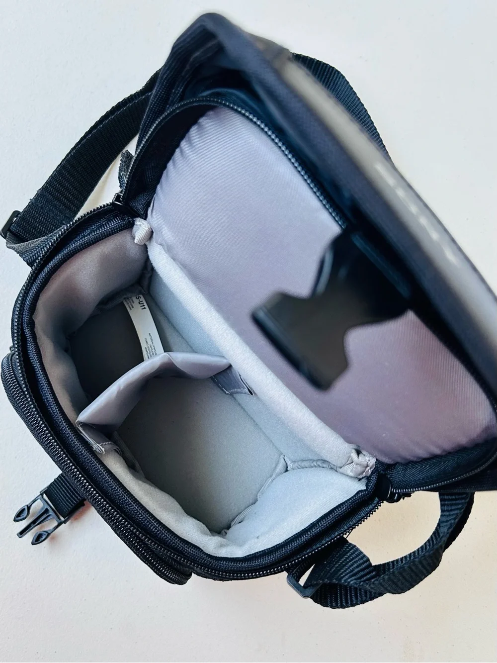 Sony LCS-U11 Camera Carrying Case Black NWOT Adjustable Divider Shoulder Bag